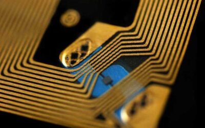 Low-Cost RFID Reader Design for Embedded Medical Devices